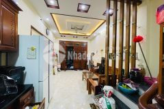 Chủ cần bán 5 tầng 2 thoáng veiw hồ văn quán ôtô đỗ cửa. hơn 5 tỷ