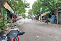 Hẻm xe hơi vào nhà gần đường mã lò hẻm xe hơi vào nhà gần đường mã lò