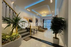 Hàng sập hầm 2 tầng huỳnh ngọc huệ, nở hậu giá chỉ 42trm²