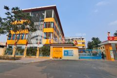 Bán đất kim quan, việt hưng, dt 32m2, lô góc, đường oto