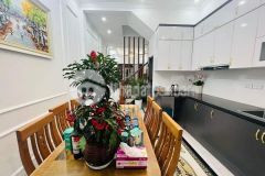 Bán gấp nhà nguyễn khánh toàn 46m2, cách đường lớn 20m, mt 4.2m, 4,4 tỷ