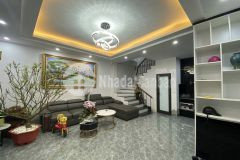 Bán nhanh nhà minh khai 39m2 5t nội thất cao cấp,gần phố,ngõ thoáng mặt tiền rộng đẹp