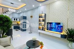 Vào ở ngay bán nhà mới 5 tầng cmt8, 37m2 3.3x11.2m, chỉ 5.2 tỷ