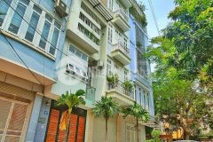 5.5 tỷ phân lô oto tránh 2 mặt ngõ đội cấn ba đình 35m2 x 7 tầng