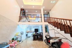 Bán nhà phố hoàng mai, ôtô đỗ cổng, 44m,chỉ 5 tỷ