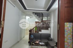 Bán nhà khương trung thanh xuân, nhà đẹp ở ngay, gần ô tô, gần hồ, dt 33m2 x5t chỉ 3.8 tỷ