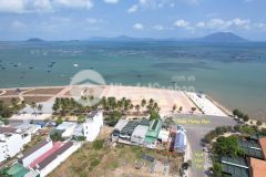 Đất mặt tiền trần hưng đạo đối diện quãng trường biển tổ 9 thị trấn vạn giã