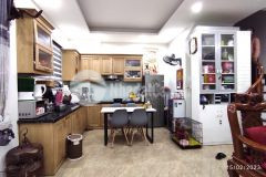 Bán nhà, sát hồ thạch bàn, ô tô vào nhà, ở sướng, 40m, 5 tầng, 4.8 tỷ