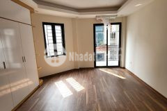 Bán nhà mặt ngõ quận ba đình, 35m x 5 tầng, nhà mới ngõ thông, giá 3.78 tỉ