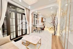 Nhà mới đẹp thoáng mát trung tâm thanh xuân