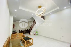 Bán nhà hot đống đa, 45m x 4 tầng, nhà dân xây lô góc ngõ thoáng, giá 6.8 tỉ