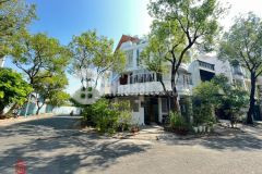 Nhà góc 2 mặt tiền 6x19m 3 lầu st phường tân phong quận 7. tây tứ trạch