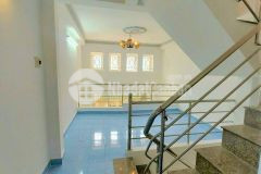 Nhà hẻm 73 đường tân sơn nhì, dt 4x8, 2 lầu giá 3.7