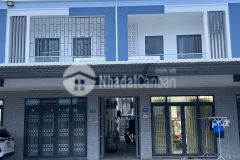 Bán 2 lô đất 300m2 full tc có xây trọ cập sát kcn và huyện đội tthc bàu bàng