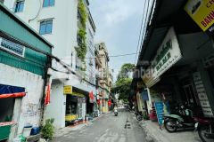 Bánh nhà mặt phố ô cách, kinh doanh mọi loại hình 45m2 chỉ 5.8 tỷ