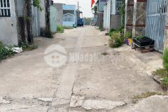 Chính chủ cần bán gấp đất mt đường 5m, dt 70m2, giá 240tr