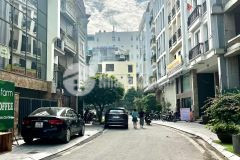 Bán nhà phân lô ô tô 7 chỗ tránh nhau vỉa hè kinh doanh vài bước ra hồ tây