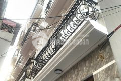 Hot bán nhà khu vực cầu giấy diện tích 35m2 5t mặt tiền 5m giá chỉ 3,9 tỷ