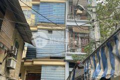 Chính chủ cần bán ngõ 1194 đường láng, dt 3.9x9.8m, 4 tầng giá chỉ 4,8 tỷ