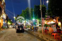 Chủ cần bán ngay nhà mặt phố ngọc lâm kinh doanh buôn bán sầm uất mt 6m nhỉnh 9 tỷ