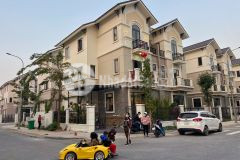 Chính chủ bán btsl 135m2, hoàn thiện mặt ngoài 3 tầng. gần công viên hồ điều hòa. giá chỉ 7.2x tỷ