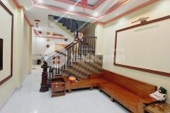 Chỉ 90trm có nhà 5 tầng mới koong gần mp láng đống đa ngõ thông hè thoáng ba gác đua 4 tỷ tí thôi ạ