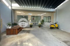 Nhà góc 3 mặt tiền hxh đường 147 phước long b, dt 95m vị trí đẹp khu trung tâm