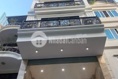 Bán tòa vp lạc long quân 138m2 x 8t, mt 5.8m 37 tỷ