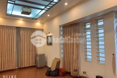 Bán nhà nguyễn trãi, hàng xóm royal city. 45m2, 5 tầng, mt 6.2m. lô góc. kinh doanh đỉnh.