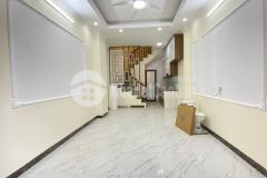 Bán nhà nguyễn khoái cực rẻ lô góc ô tô đỗ cửa 5 tầng chưa đến 4 tỷ