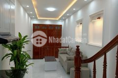 Chính chủ cần bán nhà phố giáp bát, nhà đẹp, ở được luôn, giá chỉ 3.63 tỷ.