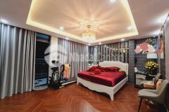 Bán gấp nhà trần quốc hoàn,cầu giấy,ô tô tránh,55m,5t,giá chỉ 10.5 tỷ.lh hải cg 0966866250