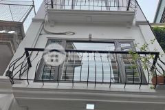 Đường cầu diễn diện tích 35m2 x 6 tầng oto lùi cửa