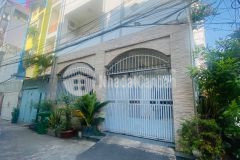 Nhà hẻm xe hơi, 120m2, 3 lầu, bình thạnh, giá 30.8 tỷ.