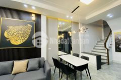 03 thoáng, ô tô, ở sướng, bán nhà chùa bộc 61 m2 chỉ 6.8 tỷ, 0946383428