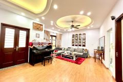 Bán nhà mặt phố mới chùa quỳnh 4 tầng kinh doanh sầm uất hai bà trưng