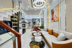 Ở làm văn phòng bán nhà 6 tầng hẻm 8m minh phụng, 62m2 4.3x14.4m, 10 tỷ tl