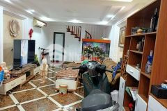 Gara ô tô lô góc 3 mặt thoáng nhà đẹp kinh doanh tiện ích.