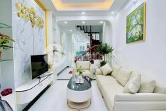 Bán nhà 4 tầng khương trung, ngõ xe ba gác, an sinh đỉnh dt 50m giá 5.8 tỷ.