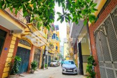 Bán nhà 4 tầng mới 40m2 ngõ 291 khương trung ô tô tránh hơn 6 tỷ.