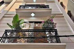 2,65 tỷ nhà đội cấn tt ba đình 6 tầng 5m ra ô tô ngõ thông, thoáng sáng.