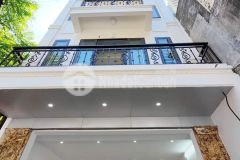 Bán nhà mặt phố trương định, nhà mới kính cong, kinh doanh đỉnh, giá nhỉnh 200trm2