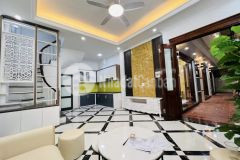 Bán nhà hot hoàng mai, 35m x 5 tầng, nhà mới hiện đại, giá 3.8 tỉ