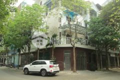 Ts văn bán gấp nhà liền kề lô góc kđt văn quán gần hồ văn quán 140m2 chỉ 16.8 tỷ. lh 0989.62.6116