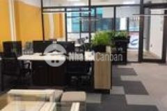 Bán nhà phố trung kính, vị trí đắc địa, mt to, thang máy, vỉa hè, ô tô tránh, kinh doanh.