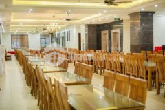 Bán nhà hàng sầm sơn s 200m2 3 tầng 1 tum gái 13 tỷ xxx