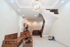 Nhà riêng minh khai 3 bước ra phố 40m5tầng mt 4,1m giá chào 3.tỷ 8. lh 0984417892