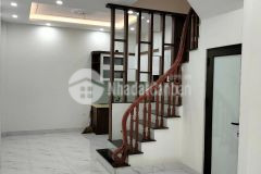 Chủ cần bán nhà tam hiệp thanh trì 38mx 4t, mt 4.5m, nhà mới tự xây đẹp,hợp lý, 30m ô tô.