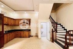 Bán nhà phố trại cá, quận hai bà trưng, kinh doanh, dt 45m2, 5 tầng, mt 6m, nhỉnh 4 tỷ.