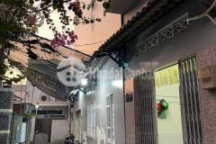 Bán gấp nhà huỳnh tấn phát quận 7, hẻm sạch, 45m2,4 tầng, giá 4 tỷ nhỉnh.